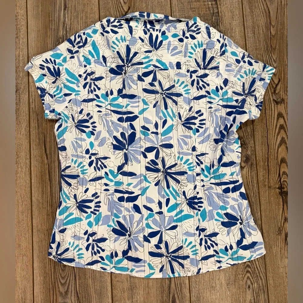 Carroll Reed Vintage Blue Floral Button-Up Shirt – Women’s Size 8 – 100% Cotton - Picture 2 of 10